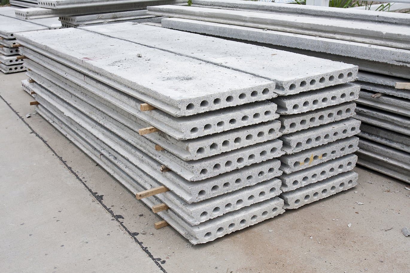 Concrete hollow-core slabs